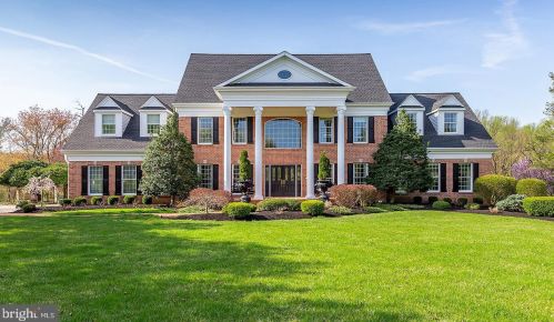 133 High St, Harrison Township, NJ 08062-9571