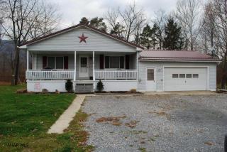 158 Shaw Rd, Hollidaysburg, PA 16648-9156