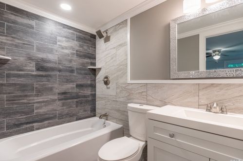 26 Patchogue Rd, Scotts Beach NY  11789-1422 exterior