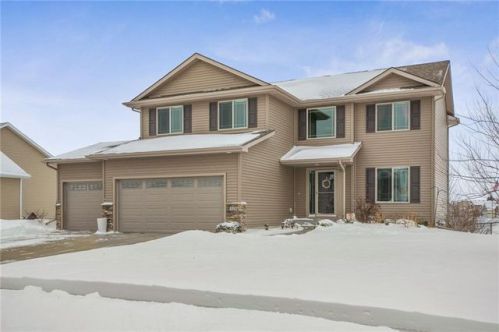 324 Benjamin Dr, Ankeny, IA 50023-8030