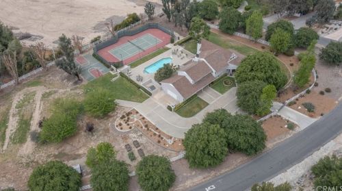 28565 Vallejo Ave, Temecula CA  92592-2316 exterior