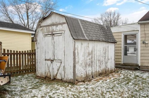 49 Lawson Ave, New Lebanon OH  45345-1415 exterior