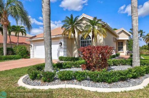 709 Munjack Cir, Fort Pierce, FL 34986-3454