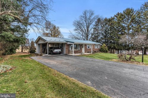 123 Farm Rd, North Newton, PA 17241-9508