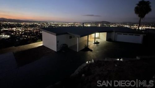 1110 Monterey Dr, El Cajon CA  92020-6718 exterior