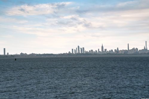 136-17 Bch Channel Dr, Far Rockaway NY  11694-2402 exterior