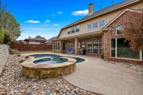 2808 Pasadena Pl, Lewisville TX  75022-5150 exterior