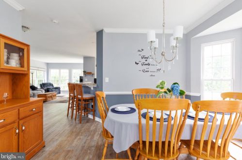 6465 Ashby Grove Loop, Haymarket VA  20169-3211 exterior