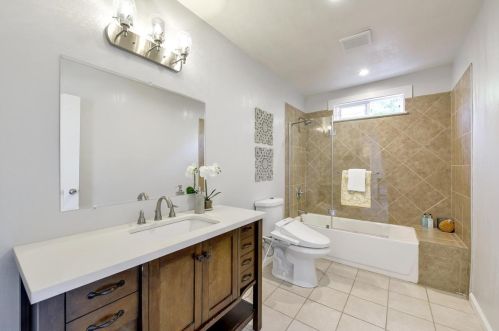 3444 Spring St, Redwood City CA  94063-4219 exterior