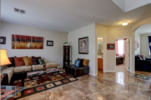 523 Myrtle Dr, Chandler, AZ 85248-4559