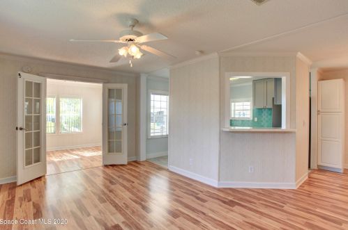 620 Puffin Dr, Sebastian FL  32976-7803 exterior