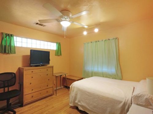 926 Cliffdale Ave, Dallas TX  75211-2323 exterior