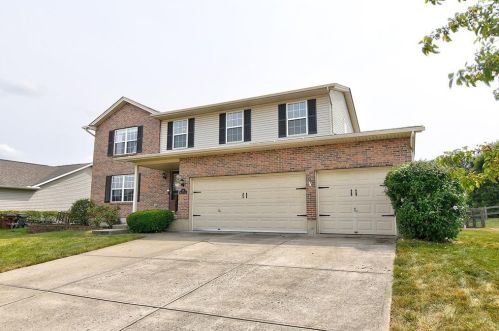 39 Woodgate Ct, Liberty Township, OH 45044