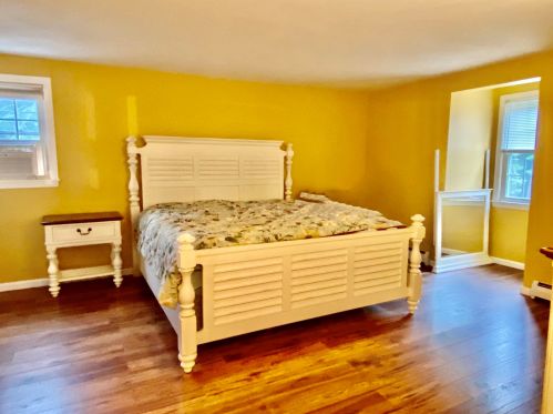 22 Settlers Ln, Salem NH  03079-1253 exterior