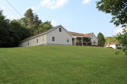 33 Allison Rd, Bulger, PA 15019-2013