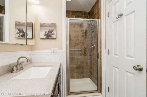 222 Swan Rd, Bricktown NJ  08723-6666 exterior