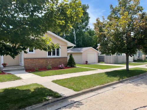 803 24th St, Two Rivers WI  54241-2410 exterior
