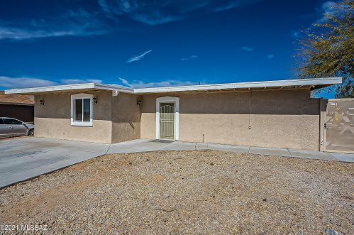 7161 Northlight Dr, Tucson, AZ 85741-2441