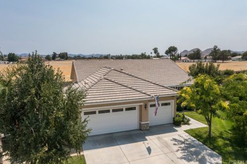 334 Percheron Ct, San Jacinto CA  92582-3231 exterior