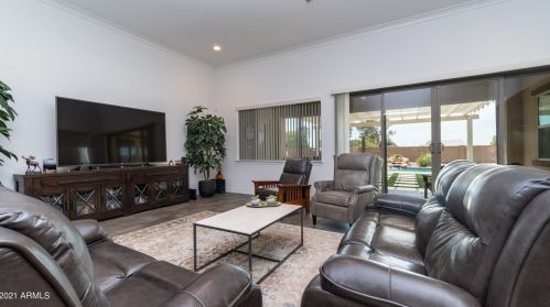 7544 Peppertree Dr, Gilbert AZ  85298 exterior