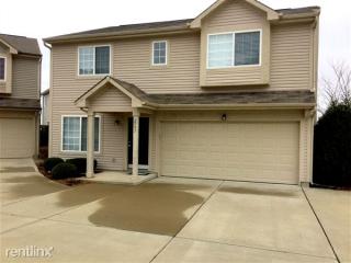 2597 Grand Fir Dr, Greenwood IN  46143-7686 exterior