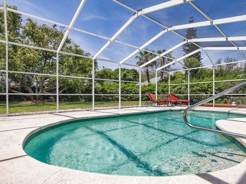 1831 Painted Bunting Cir, Palm Harbor, FL 34683-6674