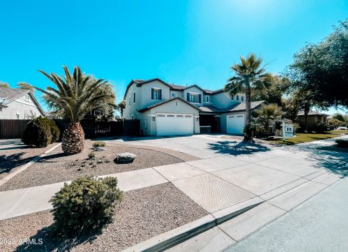 19126 Raven Dr, Queen Creek, AZ 85142-6875