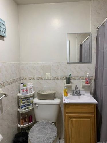 730 218th St, Bronx NY  10467-5881 exterior