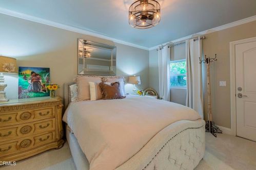 840 Fairway Dr, Bakersfield CA 93309-2416 exterior