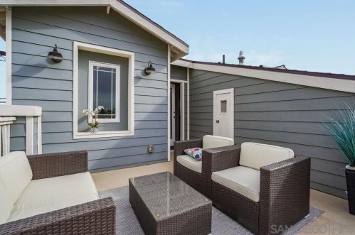 911 27 St, San Diego CA 92102-1013 exterior