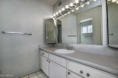 3005 81 Pl, Scottsdale AZ 85250-5637 exterior