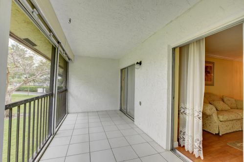 6625 Oriole Blvd, Delray Beach FL  33446-1315 exterior