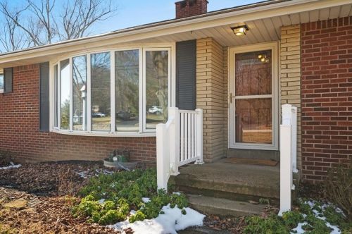 1525 Powers Run Rd, Pittsburgh, PA 15238-2410
