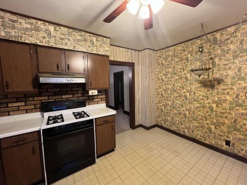 1343 Chicago St, Green Bay WI  54301-3837 exterior