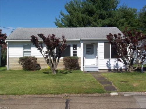 3511 Liberty St, Parkersburg WV  26101-4101 exterior