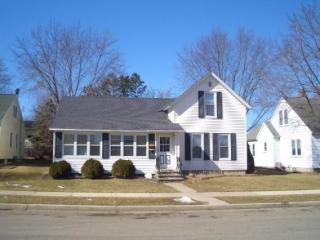 325 Cady Ave, Tomah, WI 54660-1418