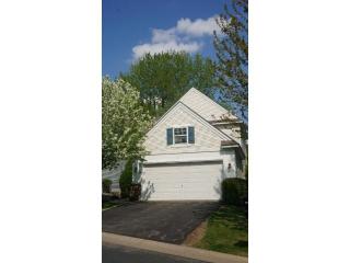 8719 Bay Dr, Chanhassen MN  55317-7624 exterior