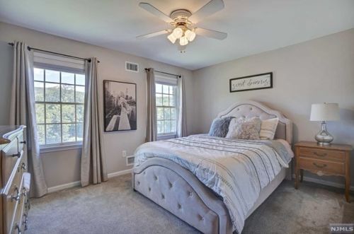58 Finch Rd, Skyline Lakes NJ  07456-2423 exterior