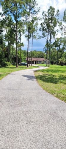 3370 4th Ave, Naples, FL 34120-4971