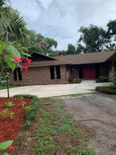 815 Howry Ave, Deland, FL 32720-5288