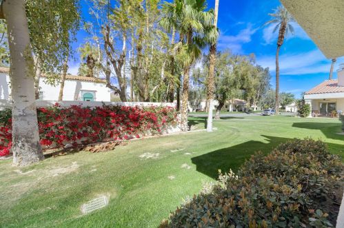 77494 Calle Mazatlan, La Quinta CA  92253-2507 exterior