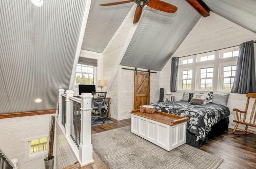 17978 Nashport Rd, Nashport OH  43830-4601 exterior