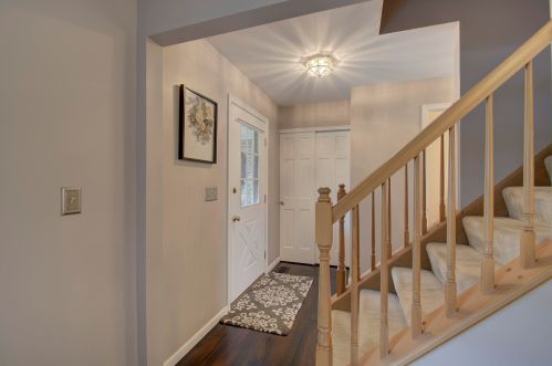 3306 Woodlyn Hills Dr, Covington, KY 41018-2600