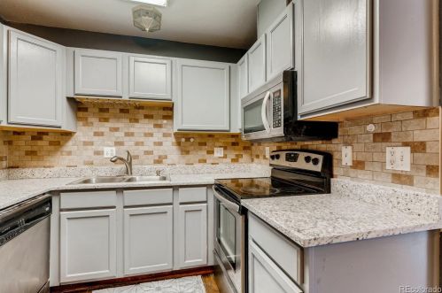 238 Irving St, Denver CO 80211-4539 exterior