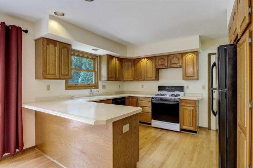 2601 Westbrook Ln, Madison WI  53711-4170 exterior