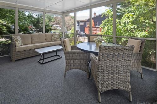 24 Surrey Dr, Norwalk CT  06851-3224 exterior