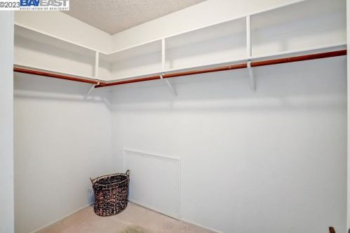 32824 Oakdale Ct, Union City CA  94587-5426 exterior