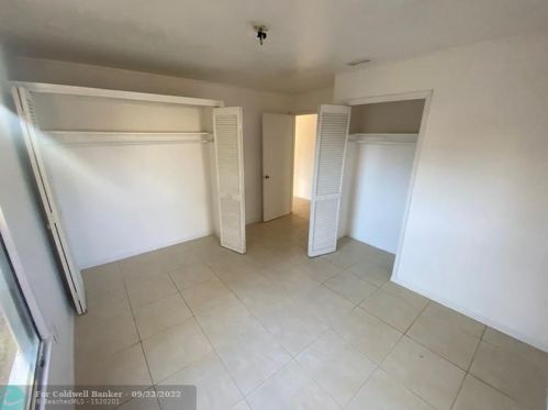 717 57th St, West Palm Beach FL  33407-2515 exterior