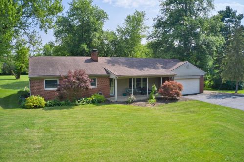 6720 Kimmel Rd, Englewood, OH 45315-9723