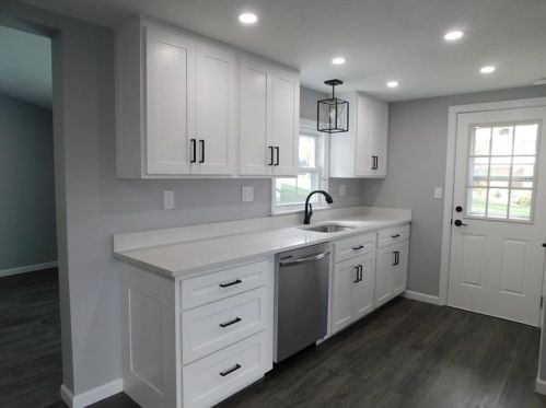 261 Montana Ave, New Kensington PA  15068-2985 exterior